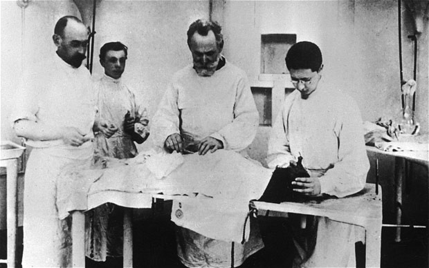 Ivan Pavlov con alcuni dei suoi collaboratori