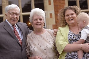 Robert Edwards, Lesley Brown, Luise brown e suo figlio Cameron. 12 luglio 2008