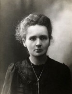 La lettura di una biografia di Marie Curie stimolò l'interesse di Rosalyn Yalow verso le materie scientifiche 