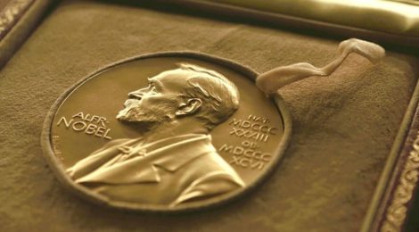 Non basta essere bravi: per vincere un Nobel bisogna avere anche una “certa” età