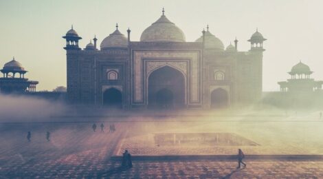 India e Pakistan suonano il campanello alle tre di notte e scappano