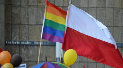 Il premio Nobel Olga Tokarczuk si schiera con la comunità LGBT+ polacca